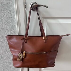 Lauren Ralph Lauren Whitby Brown Cow Leather Pocket Tote. Gold hardware. Luxury